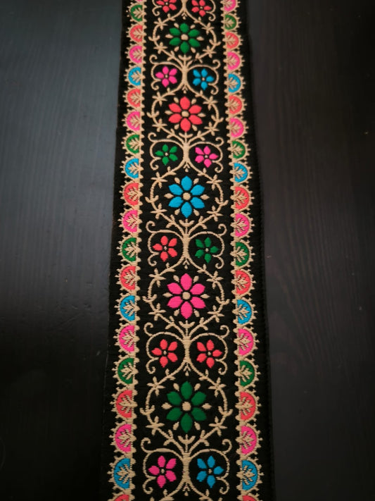 Galon brode noir sir bh2