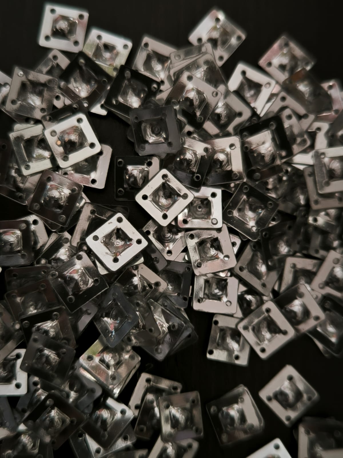 carres argentes 8 mm zoom