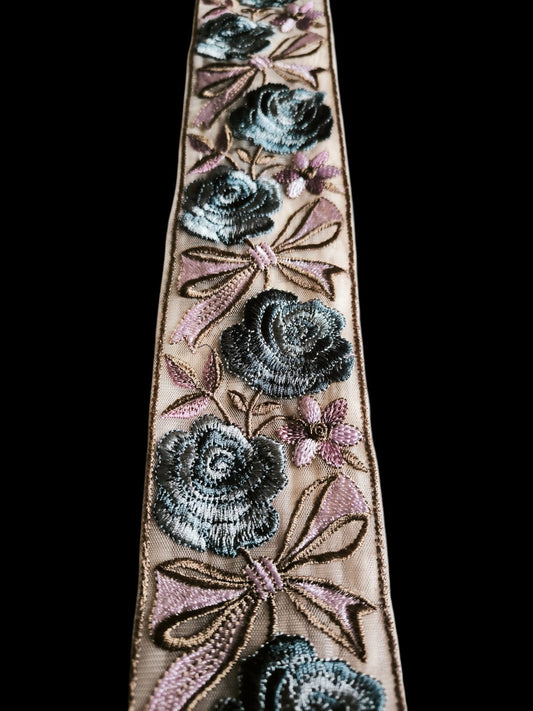 Galon brode ecru sir bh3