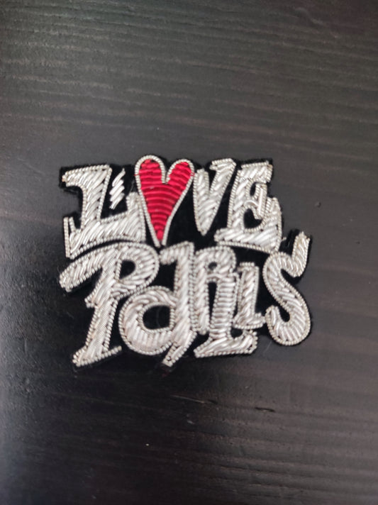 Patch brode love Paris zoom
