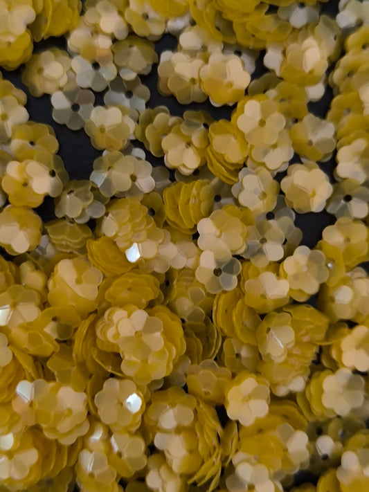 Fleurs Incurvées Jaune pour Broderie 5 mm