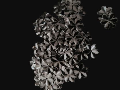 Fleurs Noires pour Broderie 15 mm