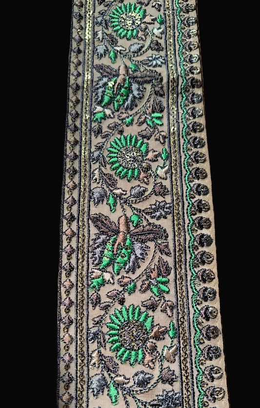 Galon motifs oiseaux cendre et vert