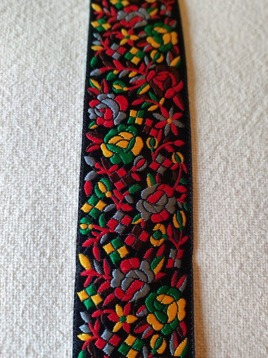 Galon Brodé Noir - Fleurs Rouge et Bleu Ciel