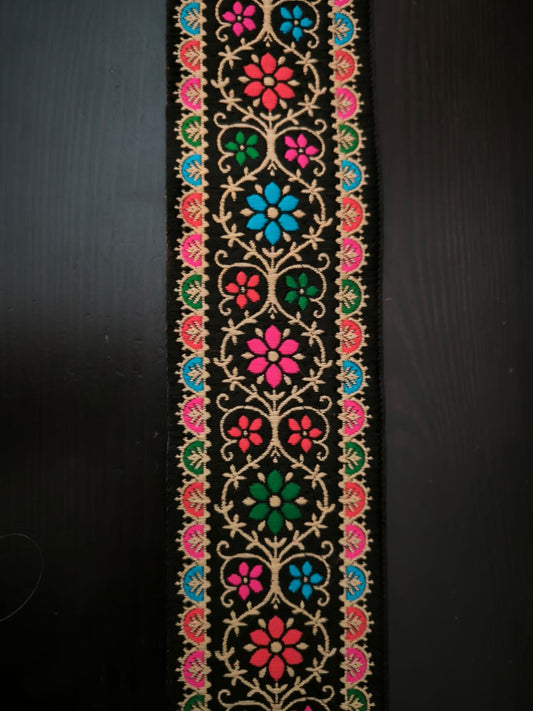 Galon brode noir sir bh2