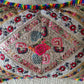 Coussin Indien brode main motifs fuchsia pourpre