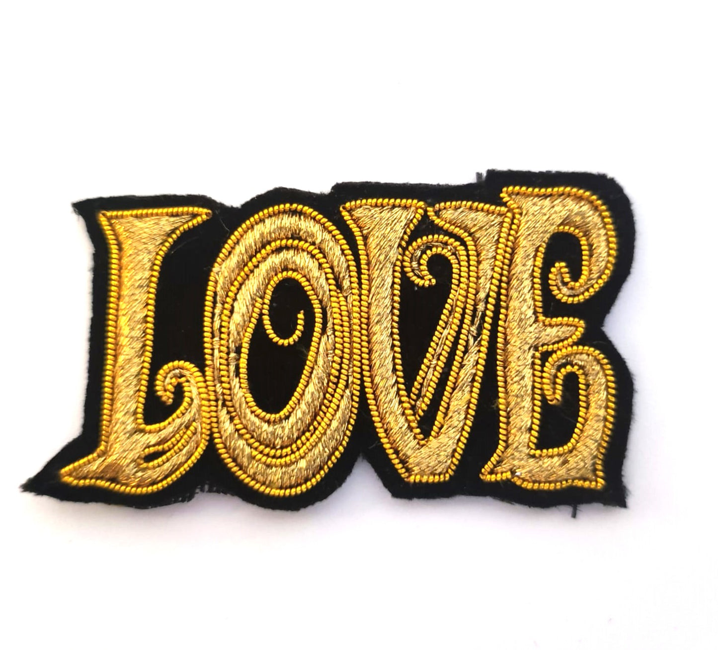 Patch brode LOVE style arts nouveaux fil dore