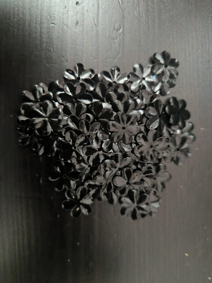 Fleurs Noires pour Broderie 15 mm