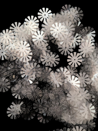 Paillettes fleurs soleil transparentes 15 mm