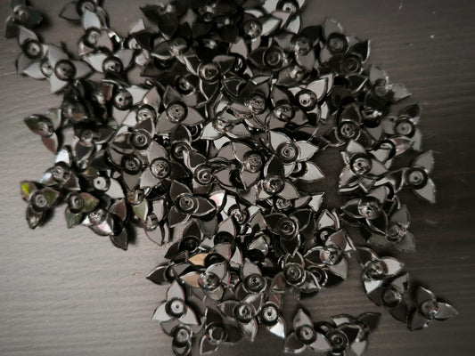 Paillettes Fleurs Trois Pétales Noir 15mm