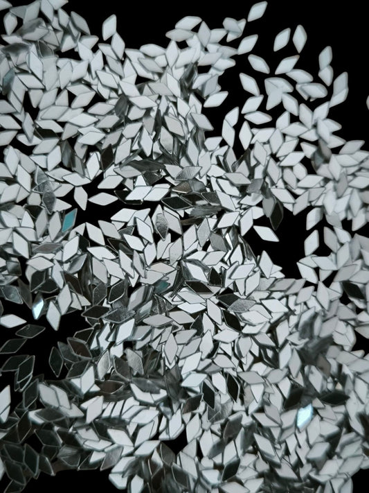 paillettes argent 2mm losanges zoom