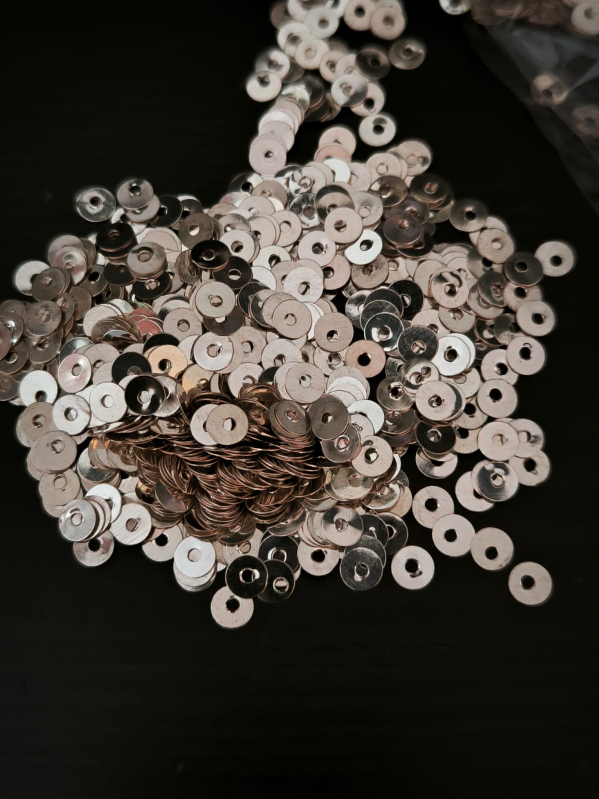 Paillettes métalliques dorées antik 5 mm - Argent véritable 30%