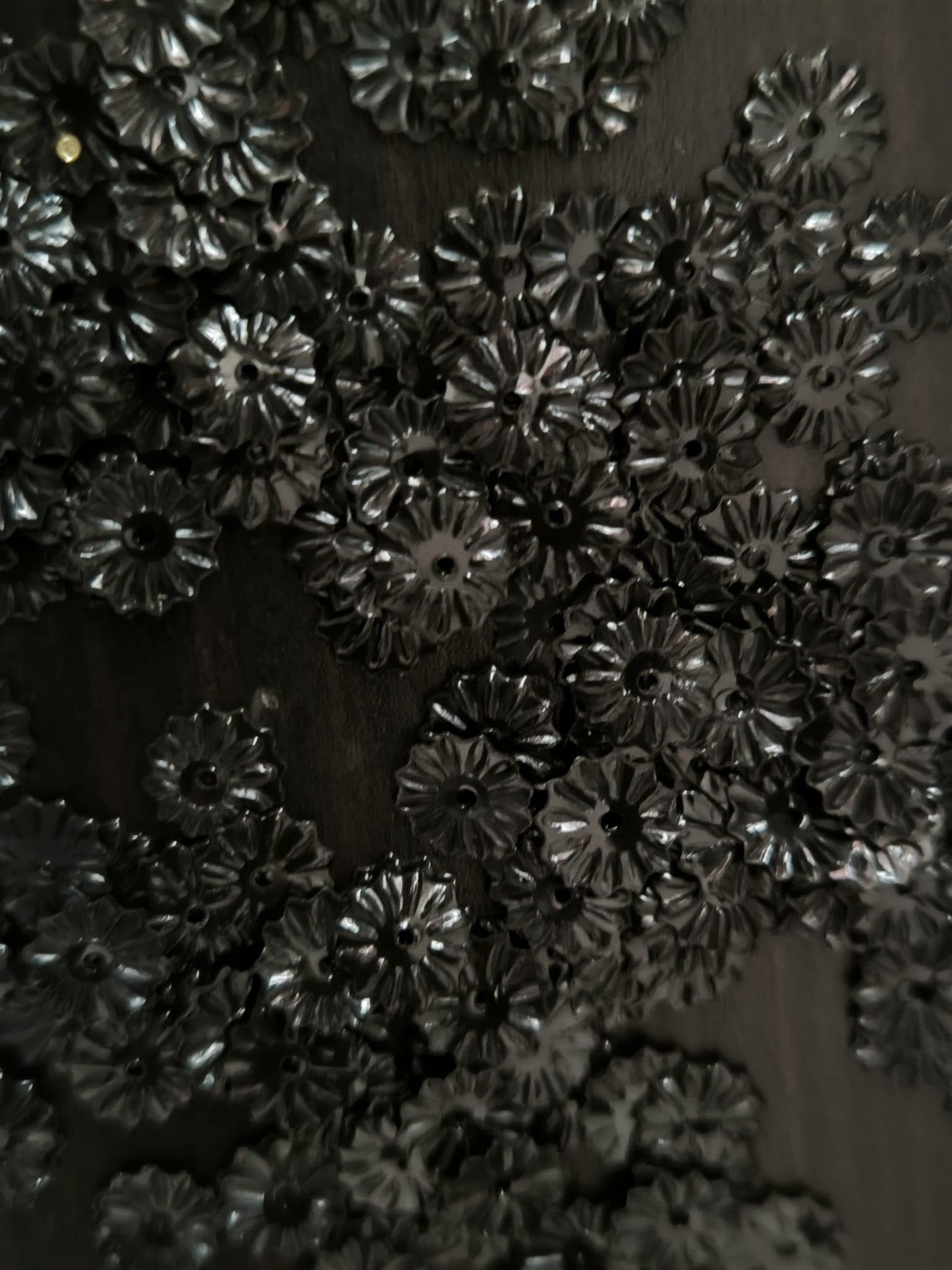 Paillettes Soleil Noires 7 mm
