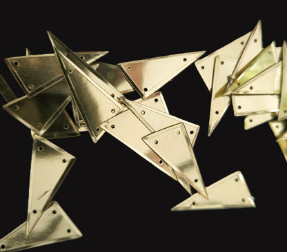 Paillettes Triangles Dorées pour Broderie - 15x28mm