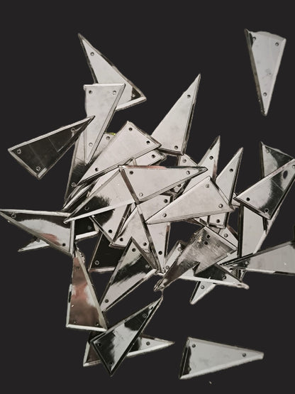 Paillettes Triangles Noires pour Broderie - 15x28mm