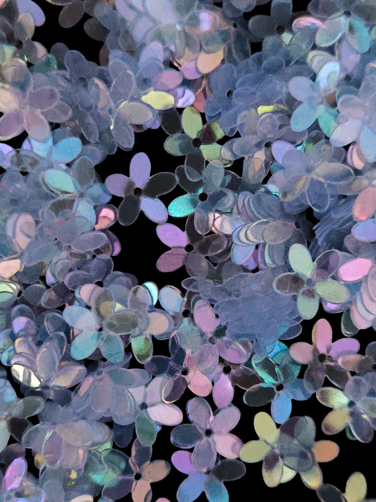 Paillettes petites fleurs bleu irisé rose violet 9 mm