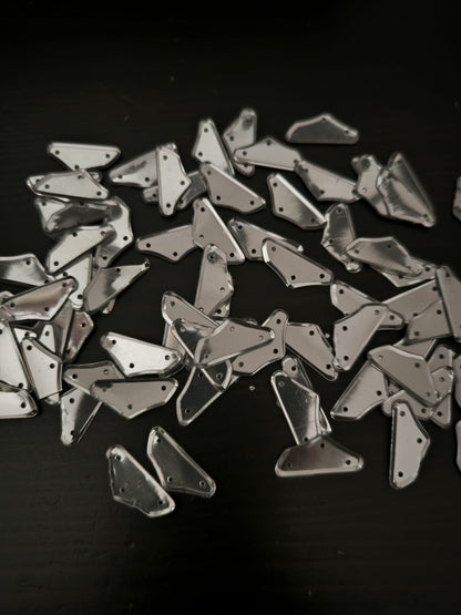 Paillettes polygones argentées brillantes 20x7 mm