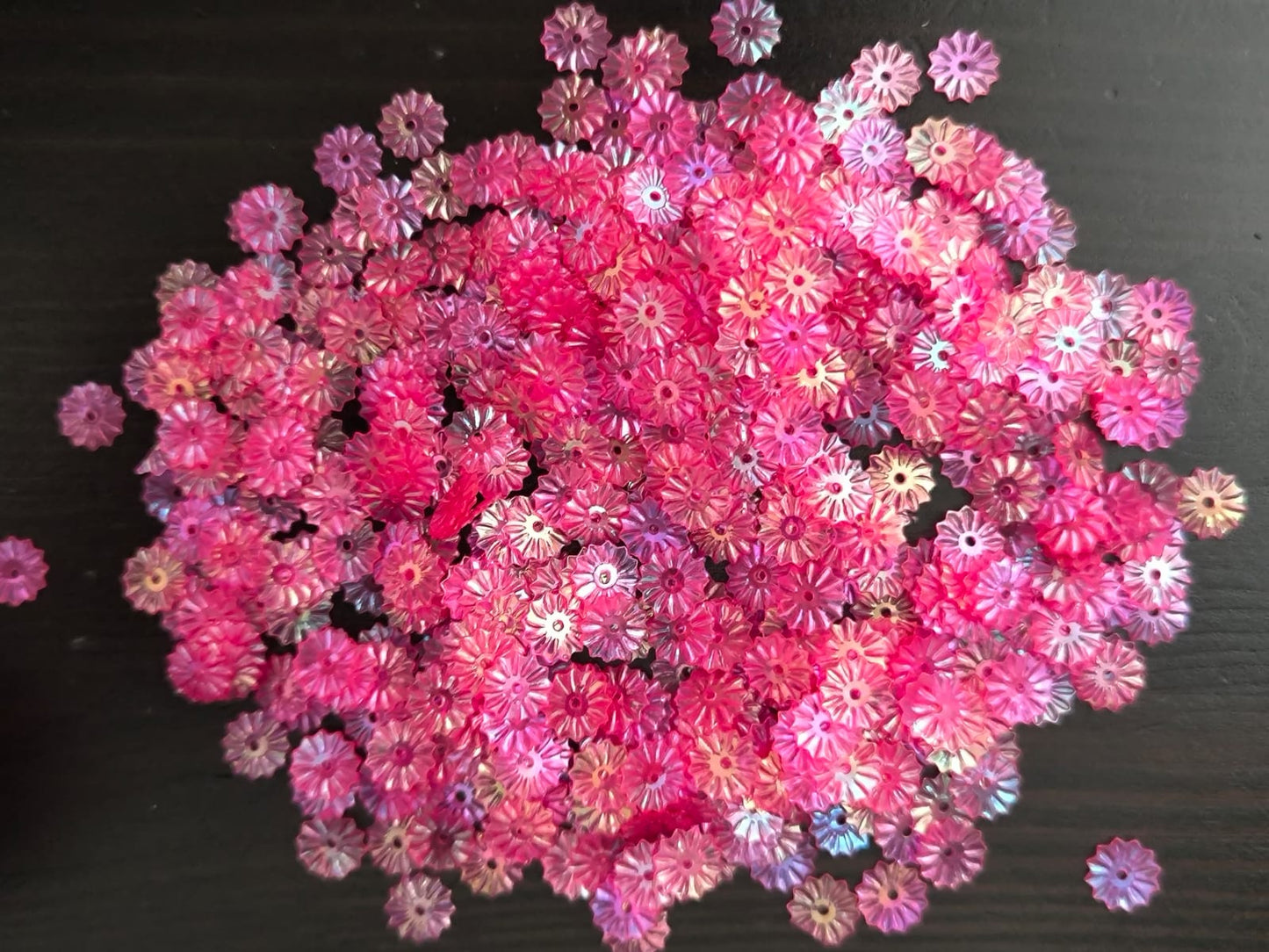 Paillettes Soleil Rose Framboise 7 mm
